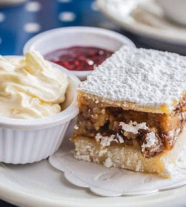 Dessert with clotted cream