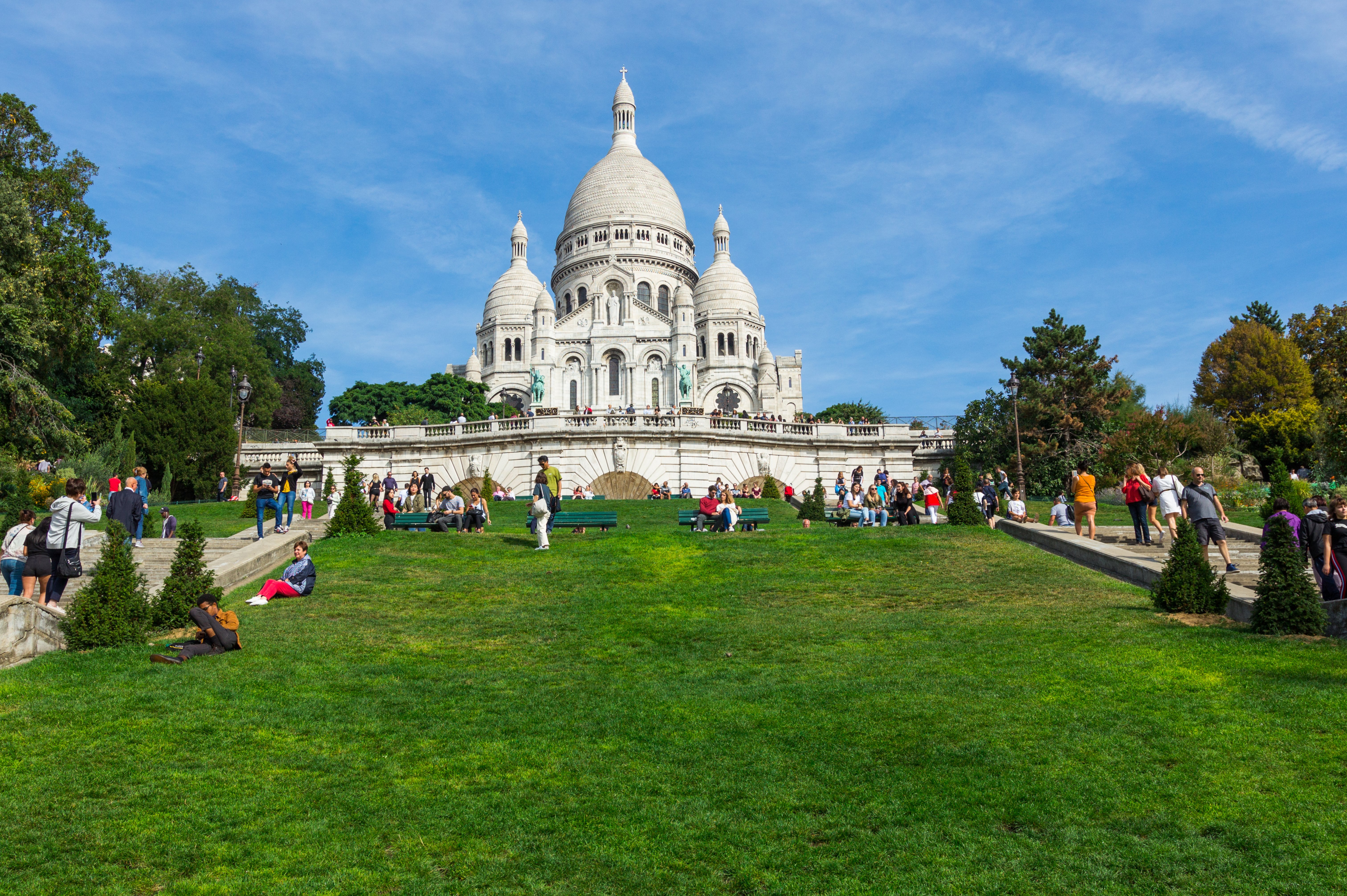 Virtual Tour: Paris, Tales of a city