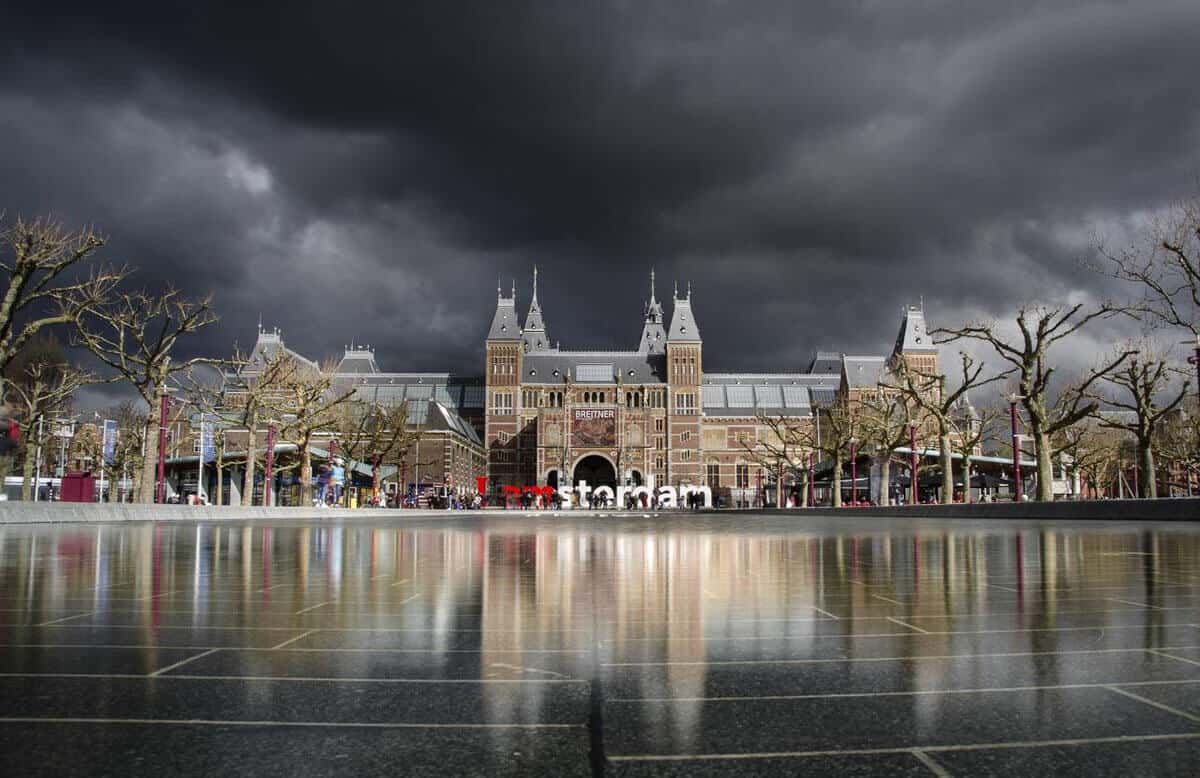 Dark side of Amsterdam