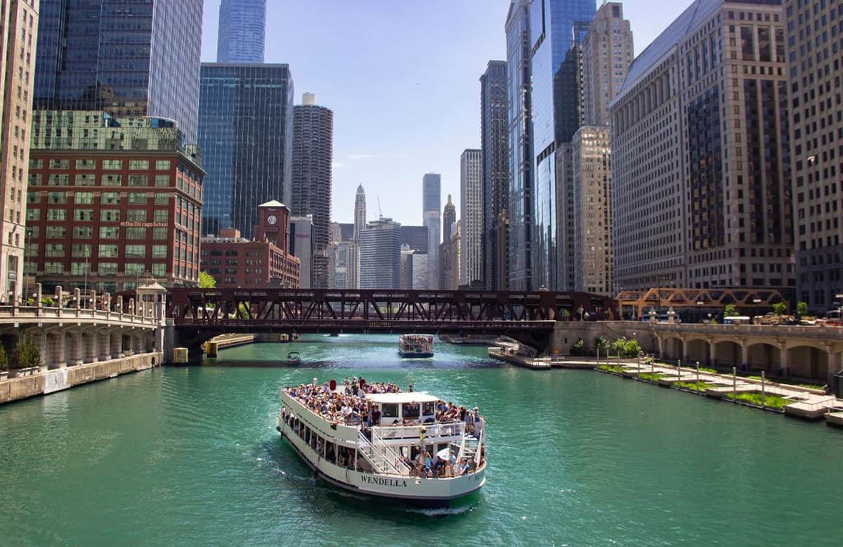 Chicago river Tour: Chicago