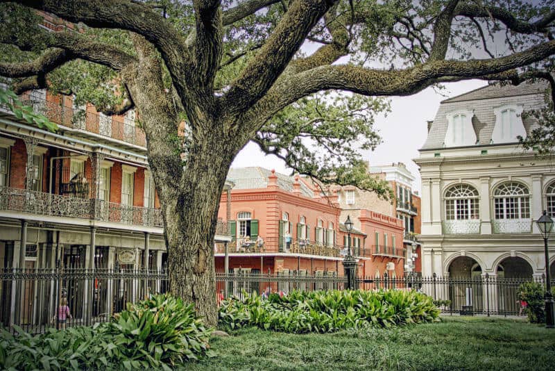 Garden district New Orleans