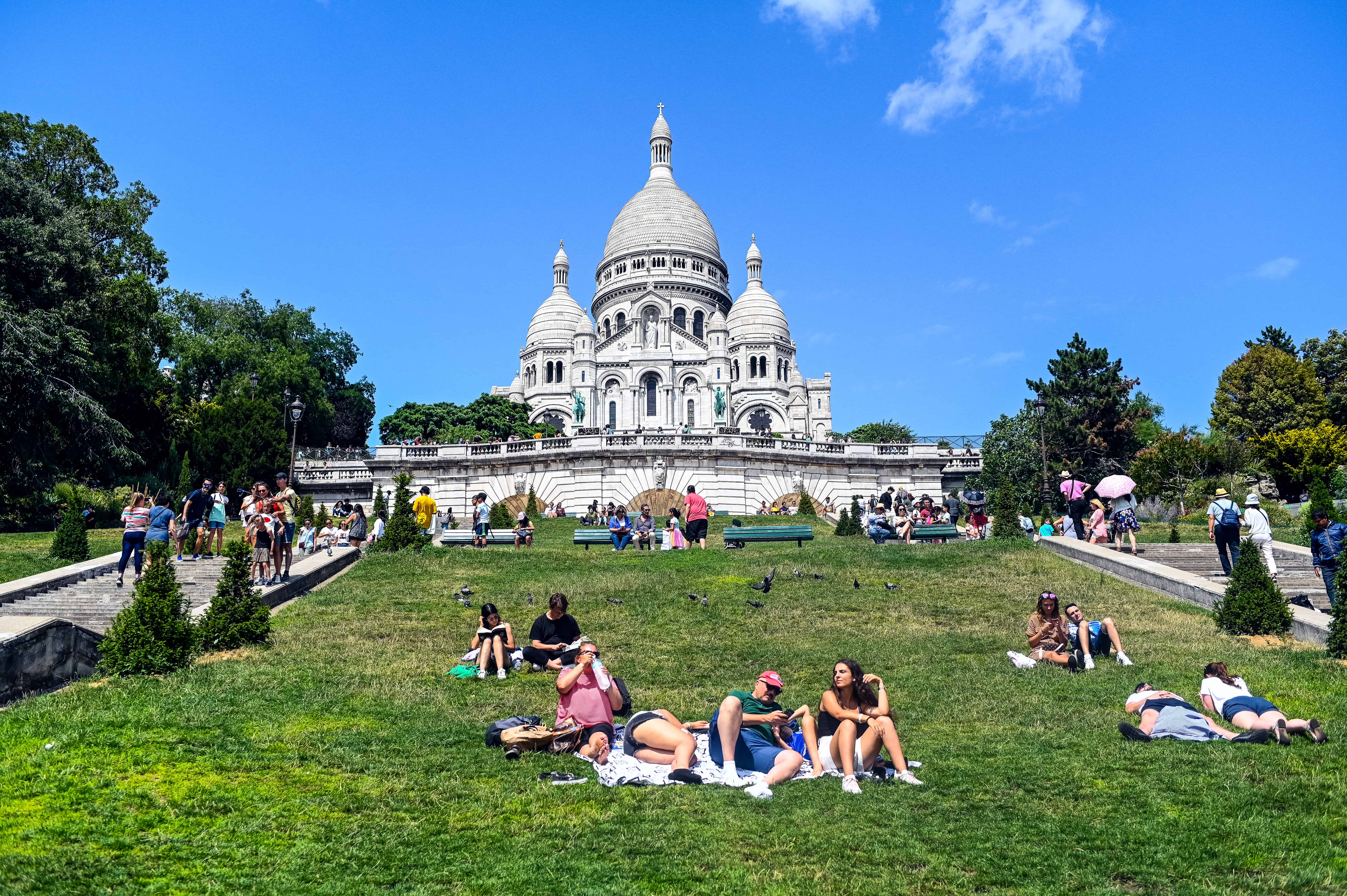Virtual Tour: Paris, Tales of a city