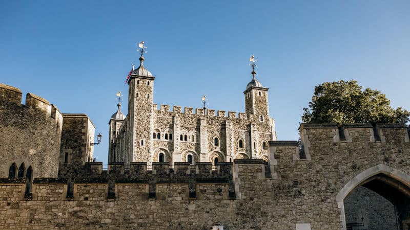 online tower of London tour